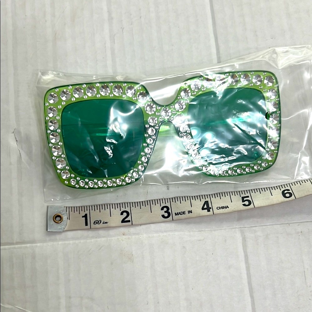 Rhinestone Green Sunglasses - Picture 3 of 4